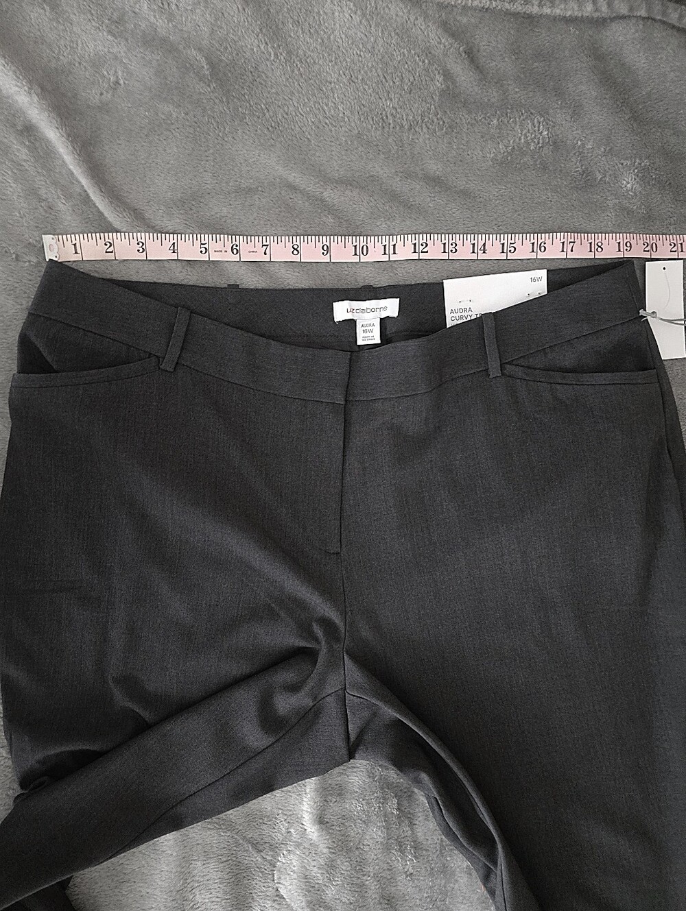 NWT Liz Claiborne Audra Mid-Rise Straight Trousers Charcoal Gray Plus Size 16W - Picture 7 of 9
